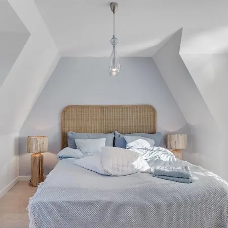 Holiday home Laura - 1km From The Sea In Nw Jutland By Interhome *