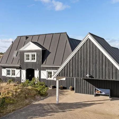 Holiday home Laura - 1km From The Sea In Nw Jutland By Interhome *
